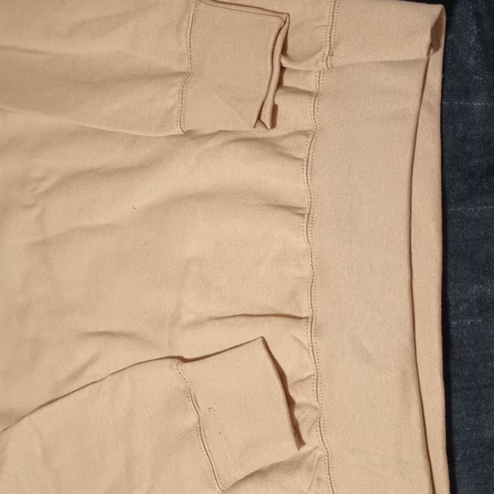 Women's sweatshirt XL NWOT LOVE IN Faith - Picture 4 of 5